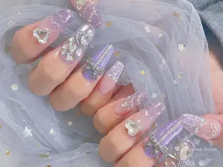 ネイル ネイルサロンエクラ 🫧Shizukaのネイルデザイン