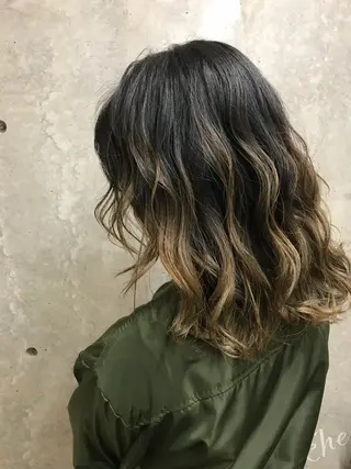 ミディアム カラー 及川 光のヘアスタイル