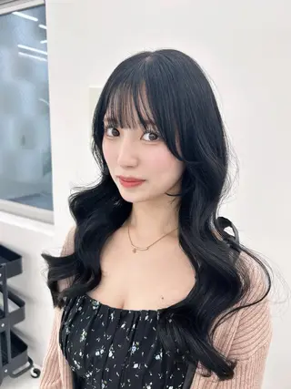 ロング 前髪/顔周り/透明感 艶カラーとどさんのヘアスタイル