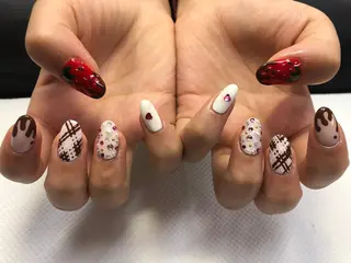 ネイル Emanail 枚方 yoshimiのネイルデザイン