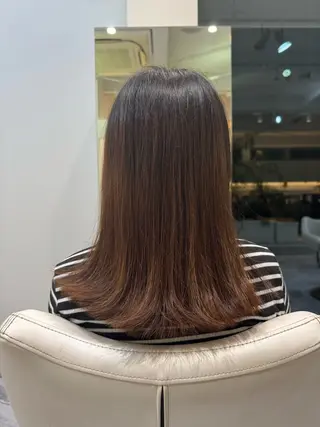 セミロング 新美 恵里子のヘアスタイル