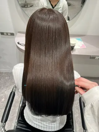 カラー LoiLo YUIのヘアスタイル