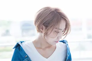 ショート カラー 小野 和摩のヘアスタイル
