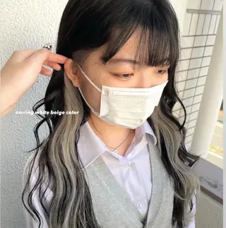 ロング カラー パーマ ヘアアレンジ メンズ キッズ ネイル マツエク・マツパ 透明感カラー・レイヤ ー🎀amika🎀のヘアスタイル