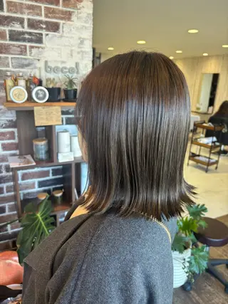 ミディアム カラー 保谷 菜々美のヘアスタイル