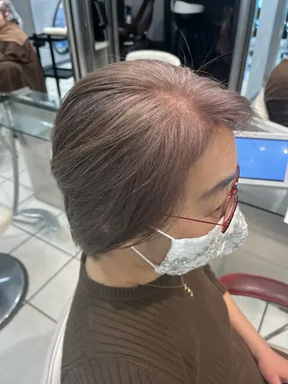 ショート カラー アートディレクター 尾内 友美のヘアスタイル