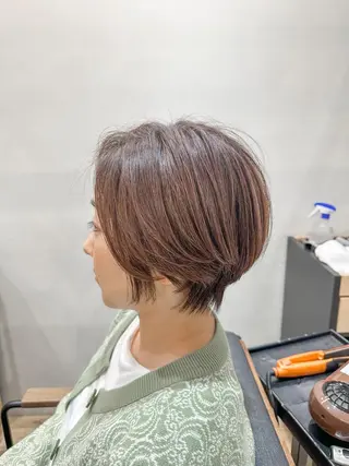 ショート シノハラ ガクト ショート/白髪ぼかしのヘアスタイル