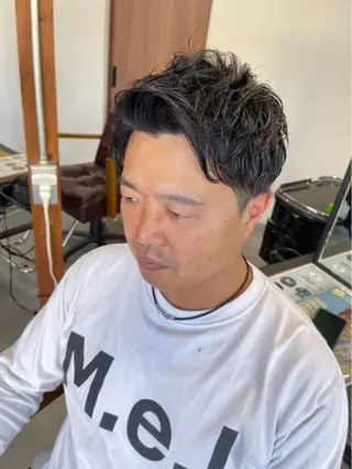 メンズ ｼﾉｻﾞｷ ｷﾅのヘアスタイル