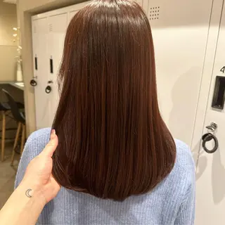セミロング カラー 平尾 樹里のヘアスタイル