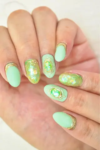 ショート カラー ネイル Nail salon Lieblleのネイルデザイン