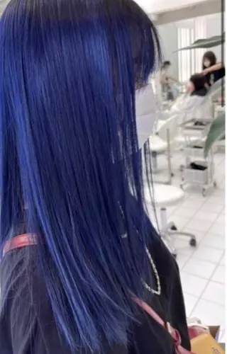 カラー 牛澤 優斗のヘアスタイル