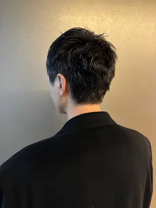 ショート メンズ 吉田一輝 外国人パーマのヘアスタイル