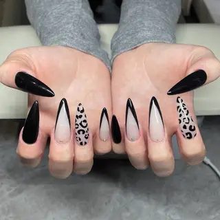 ネイル IROHA NAIL Kurumi🪽🫧のネイルデザイン