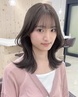 ミディアム カラー 新宿/韓国ヘア/ 髪質改善ストレートのヘアスタイル