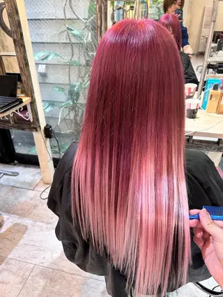 ロング カラー 佐伯 りょうのヘアスタイル