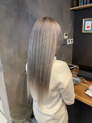 ロング カラー La vielle 西峠のヘアスタイル