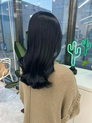 セミロング カラー レイヤー×透明感カラ ーHAYATOのヘアスタイル