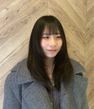 セミロング ☁️FERIAあべの Rin☁️のヘアスタイル