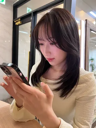 ミディアム 🩶レイヤーカット/ さわ🩶のヘアスタイル