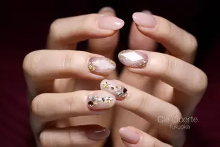 ネイル Elio所属・Elio 国泰寺のネイルデザイン