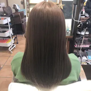 セミロング カラー つばた みゆ🦋のヘアスタイル