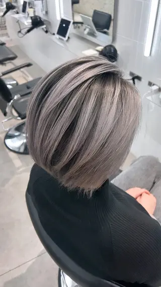 ショート カラー フェード・メッシュ ハイトーン/fumaのヘアスタイル
