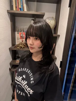 セミロング カラー ヘアアレンジ mina 🐈‍⬛ ラフな似合わせヘアのヘアスタイル