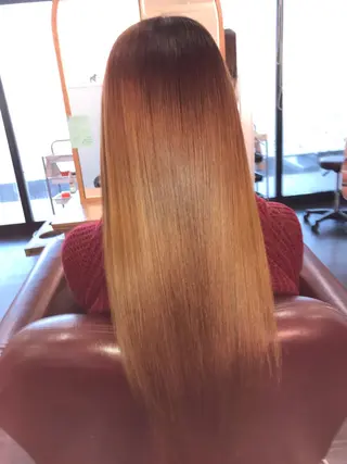 ロング 野澤 朱里のヘアスタイル
