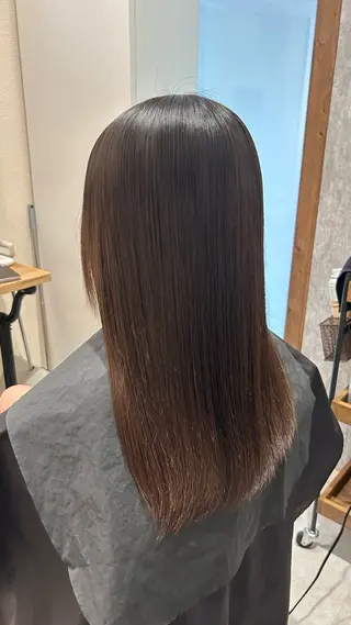 ロング カラー 似合わせ 顔周りYUUGAのヘアスタイル