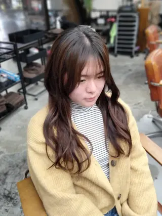 ロング nico麻生　長谷川 裕月のヘアスタイル