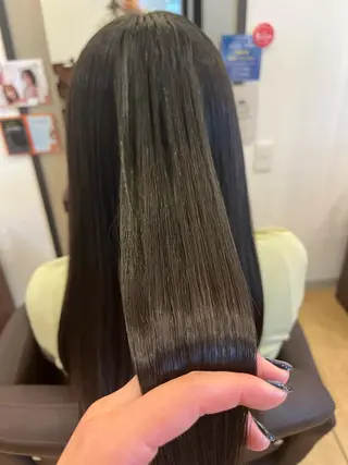 ロング パーマ 初ブリーチOK✨ ハイトーン稲吉菜々美のヘアスタイル