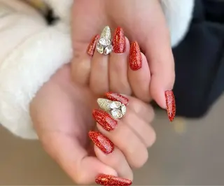 ネイル 新山 聖のネイルデザイン