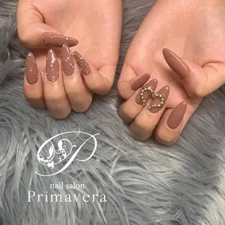 ネイル Primavera 新横浜🤍美フォルムのネイルデザイン