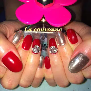 ネイル Lacouronne NATSUMIのネイルデザイン