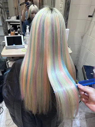 ロング カラー 佐伯 りょうのヘアスタイル