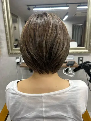 ショート カラー Lien 深井店のヘアスタイル