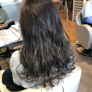 ロング カラー 金子 富士のヘアスタイル