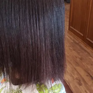 セミロング 饒平名 知也のヘアスタイル