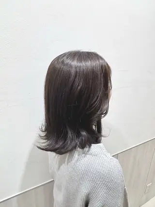ミディアム カラー 野口 実優のヘアスタイル