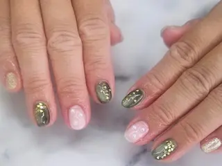 ネイル NailSalon LuireYUUNAのネイルデザイン