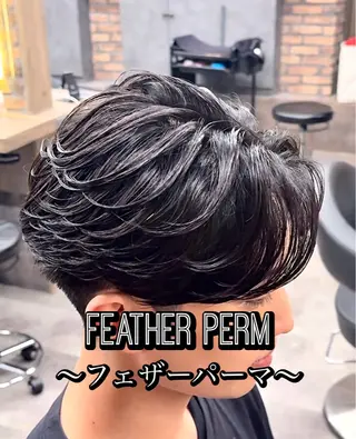 パーマ メンズ センターパート/フェ ザー🔥SHUYAのヘアスタイル