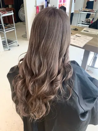 ロング AKI 🐉のヘアスタイル