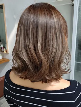 ミディアム TELAHAIR 髪質改善特化型サロンのヘアスタイル