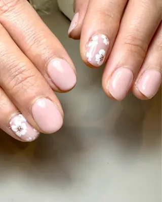 ネイル 徳永 加奈のネイルデザイン