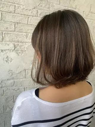 ミディアム 🇺🇸ハイライト特 化美容師🇺🇸漆沢のヘアスタイル