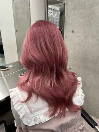 セミロング カラー ヘアアレンジ ブリーチカラー💫 Miku🫶🏻のヘアスタイル