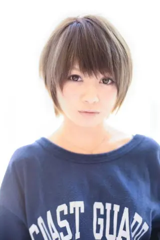 ショート カラー 内藤 達也のヘアスタイル
