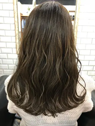 セミロング カラー 橋本 敬介のヘアスタイル