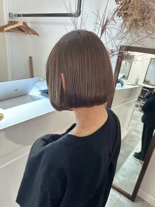 ミディアム ili 梅田のヘアスタイル