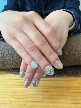 ネイル 小西 美桜のネイルデザイン